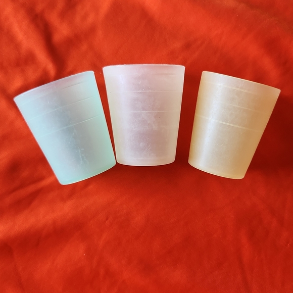 1946-1947 Tupperware midgets early vintage set of 3 Pastels miniatures - Picture 6 of 8